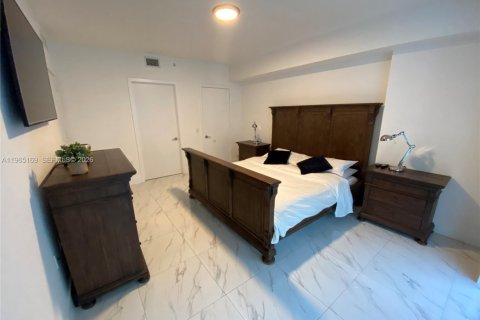 Condominio en alquiler en Miami, Florida, 1 dormitorio, 66.33 m2 № 2026488 - foto 14