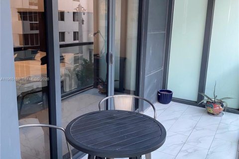 Condominio en alquiler en Miami, Florida, 1 dormitorio, 66.33 m2 № 2026488 - foto 20