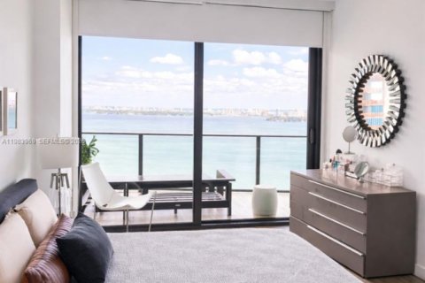 Снять в аренду кондоминиум в Майами, Флорида 2 спальни, 101.73м2, № 2047984 - фото 8