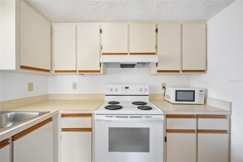 Condominio en venta en Port Charlotte, Florida, 2 dormitorios, 83.52 m2 № 1718334 - foto 11