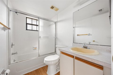 Condominio en venta en Port Charlotte, Florida, 2 dormitorios, 83.52 m2 № 1718334 - foto 17