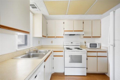 Condominio en venta en Port Charlotte, Florida, 2 dormitorios, 83.52 m2 № 1718334 - foto 9