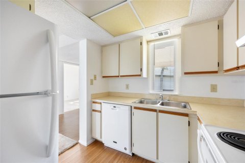 Condominio en venta en Port Charlotte, Florida, 2 dormitorios, 83.52 m2 № 1718334 - foto 10