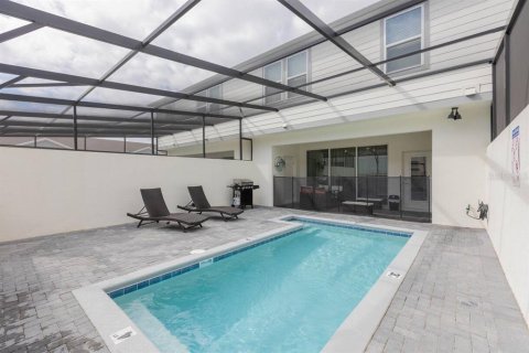 Townhouse in Davenport, Florida 5 bedrooms, 212.1 sq.m. № 1722609 - photo 8