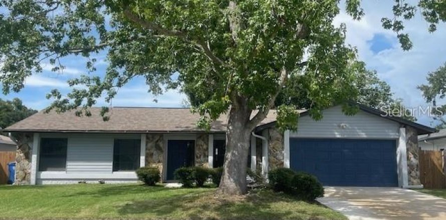 Villa ou maison à Tampa, Floride 4 chambres, 180.23 m2 № 2117537