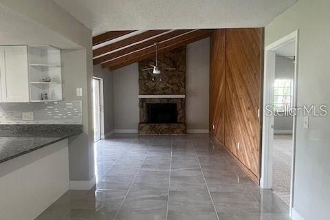 Villa ou maison à louer à Tampa, Floride: 4 chambres, 180.23 m2 № 2117537 - photo 14
