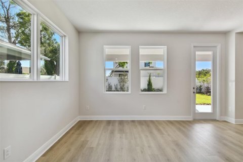 Villa ou maison à vendre à Tampa, Floride: 4 chambres, 276.29 m2 № 1837654 - photo 8