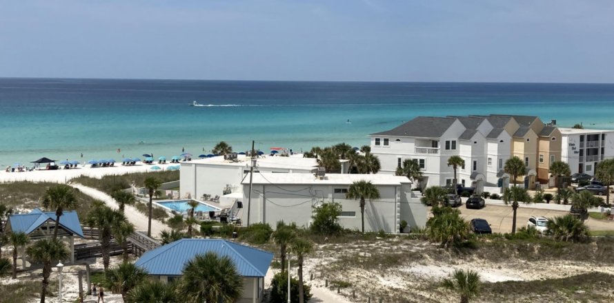 Condominio en Fort Walton Beach, Florida, 2 dormitorios № 561791
