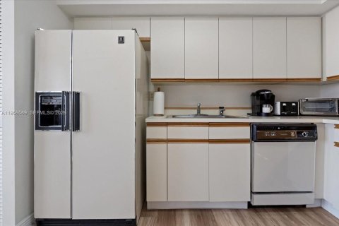 Copropriété à vendre à Boca Raton, Floride: 3 chambres, 173.73 m2 № 2010509 - photo 18