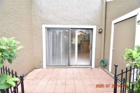 Adosado en alquiler en Tampa, Florida, 2 dormitorios, 101.08 m2 № 1854522 - foto 5