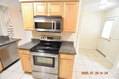 Adosado en alquiler en Tampa, Florida, 2 dormitorios, 101.08 m2 № 1854522 - foto 12