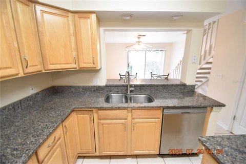 Adosado en alquiler en Tampa, Florida, 2 dormitorios, 101.08 m2 № 1854522 - foto 11