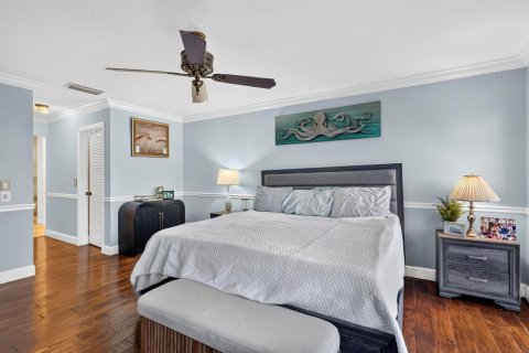 Condo in Stuart, Florida, 2 bedrooms № 2265385 - photo 30