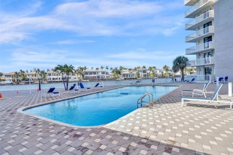 Condominio en venta en Hollywood, Florida, 2 dormitorios, 113.15 m2 № 1936295 - foto 29