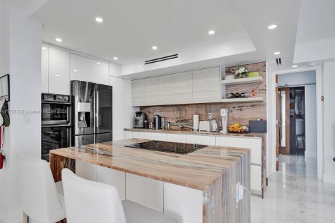 Condominio en venta en Hollywood, Florida, 2 dormitorios, 113.15 m2 № 1936295 - foto 9