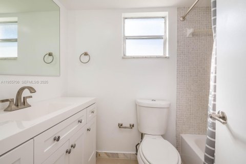 Condo in Davie, Florida, 2 bedrooms  № 2027187 - photo 24