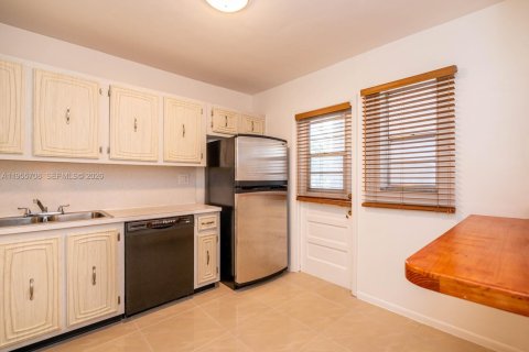 Condo in Davie, Florida, 2 bedrooms  № 2027187 - photo 16