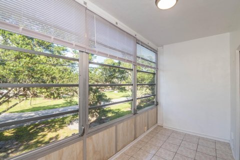 Condo in Davie, Florida, 2 bedrooms  № 2027187 - photo 8