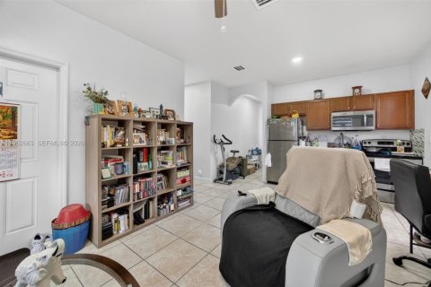 Casa en venta en Homestead, Florida, 4 dormitorios, 280.75 m2 № 2025995 - foto 21