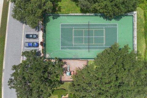 House in Winter Garden, Florida 4 bedrooms, 310.85 sq.m. № 1838244 - photo 10