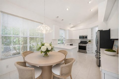 Villa ou maison à vendre à University Park, Floride: 3 chambres, 161.19 m2 № 2202400 - photo 5
