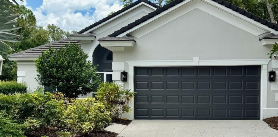 Villa ou maison à University Park, Floride 3 chambres, 161.19 m2 № 2202400