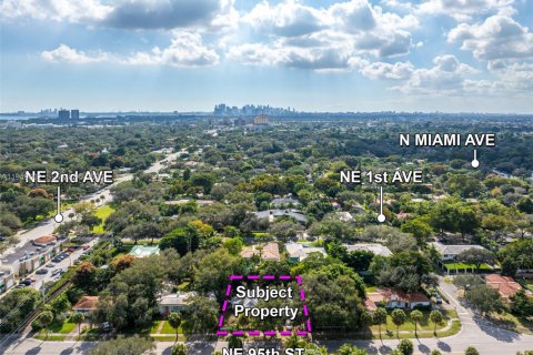 Купить земельный участок в Майами-Шорс, Флорида № 2005907 - фото 3