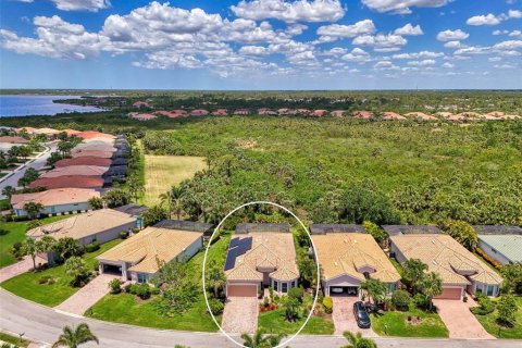 Villa ou maison à vendre à Port Charlotte, Floride: 3 chambres, 176.51 m2 № 2398524 - photo 4
