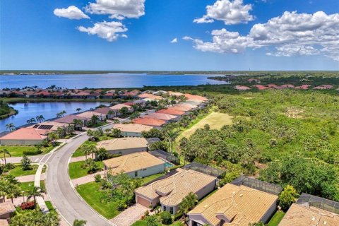 Villa ou maison à vendre à Port Charlotte, Floride: 3 chambres, 176.51 m2 № 2398524 - photo 5