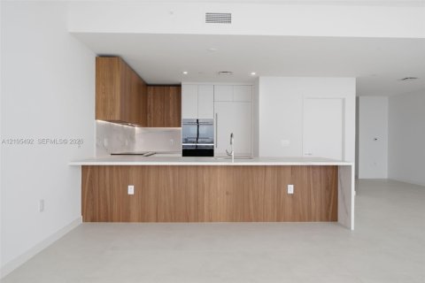 Copropriété à louer à Miami, Floride: 4 chambres, 269.14 m2 № 2414322 - photo 18