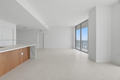 Copropriété à louer à Miami, Floride: 4 chambres, 269.14 m2 № 2414322 - photo 17