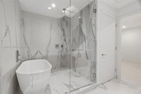 Copropriété à louer à Miami, Floride: 4 chambres, 269.14 m2 № 2414322 - photo 29