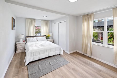 Casa en alquiler en Tampa, Florida, 3 dormitorios, 111.48 m2 № 1820959 - foto 3