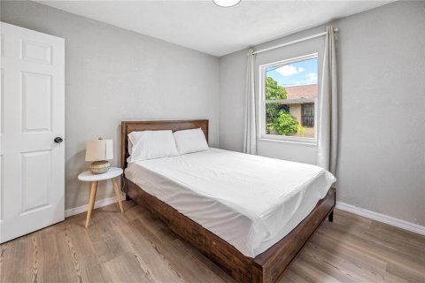 Casa en alquiler en Tampa, Florida, 3 dormitorios, 111.48 m2 № 1820959 - foto 7