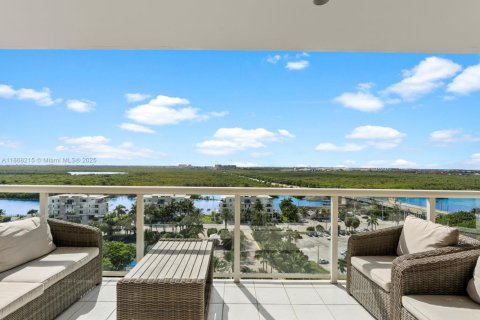 Condominio en venta en Hollywood, Florida, 2 dormitorios, 167.22 m2 № 2012396 - foto 22