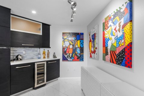 Condominio en venta en Hollywood, Florida, 2 dormitorios, 167.22 m2 № 2012396 - foto 7