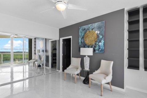 Condominio en venta en Hollywood, Florida, 2 dormitorios, 167.22 m2 № 2012396 - foto 19