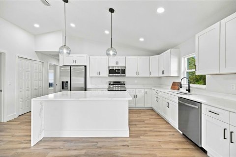 Villa ou maison à vendre à Ocala, Floride: 3 chambres, 136.38 m2 № 2358925 - photo 9