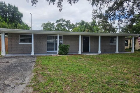 Villa ou maison à Clearwater, Floride 5 chambres, 167.69 m2 № 2373771