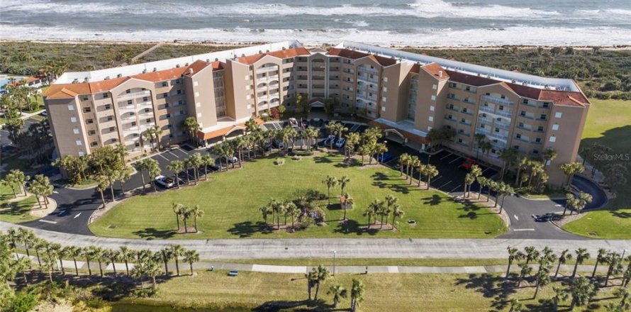 Condominio en Palm Coast, Florida, 2 dormitorios № 2149179