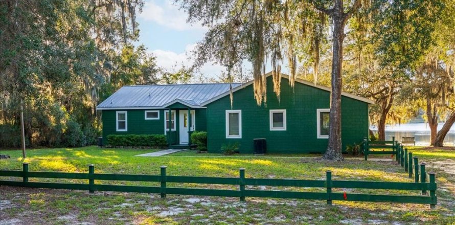 House in Fort MC Coy, Florida 2 bedrooms, 118.17 sq.m. № 2429625