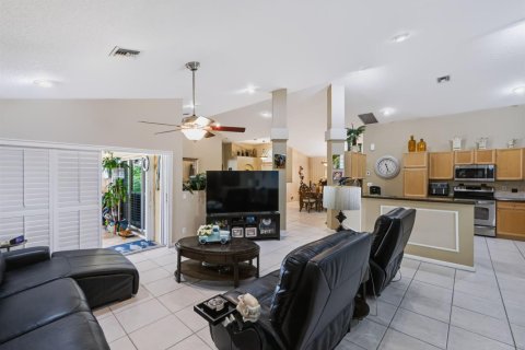 Casa en venta en Lake Worth, Florida, 3 dormitorios, 207.73 m2 № 2382905 - foto 11