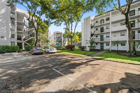 Condo à Plantation, Floride, 2 chambres  № 2147044