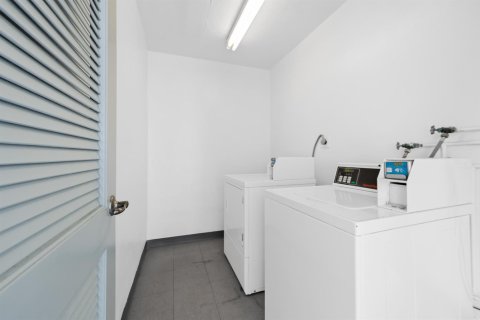 Купить кондоминиум в Плантация, Флорида 3 комнаты, 86.4м2, № 2147044 - фото 13