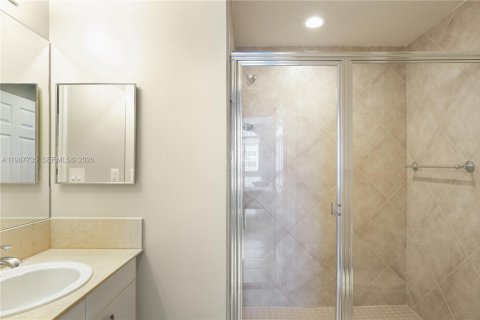 Condominio en alquiler en Hallandale Beach, Florida, 2 dormitorios, 117.06 m2 № 2051264 - foto 22