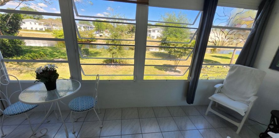 Condominio en Deerfield Beach, Florida, 1 dormitorio  № 1691909