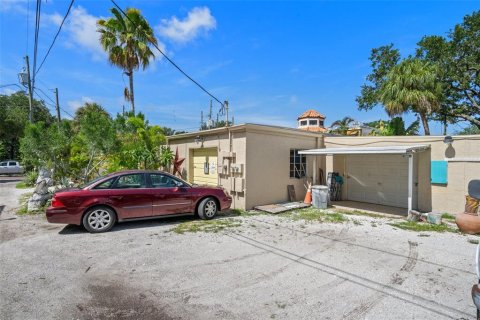 Commercial property in Gulfport, Florida 479 sq.m. № 626578 - photo 13