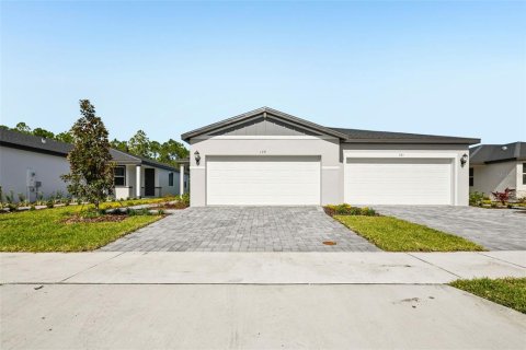 House in Ormond Beach, Florida 3 bedrooms, 146.04 sq.m. № 2096769