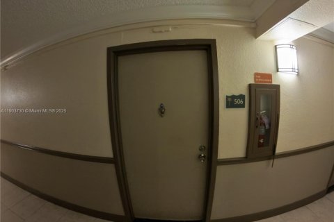 Квартира в Норт-Майами, Флорида 1 спальня, 62.52м2 № 1955072