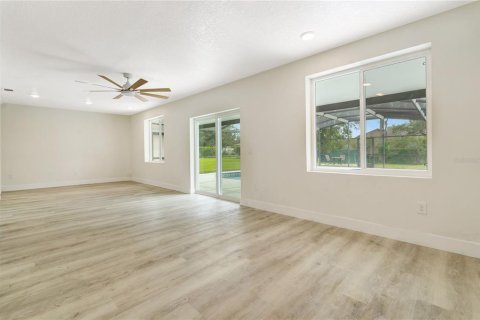 House in Winter Park, Florida 4 bedrooms, 190.45 sq.m. № 2398489 - photo 27